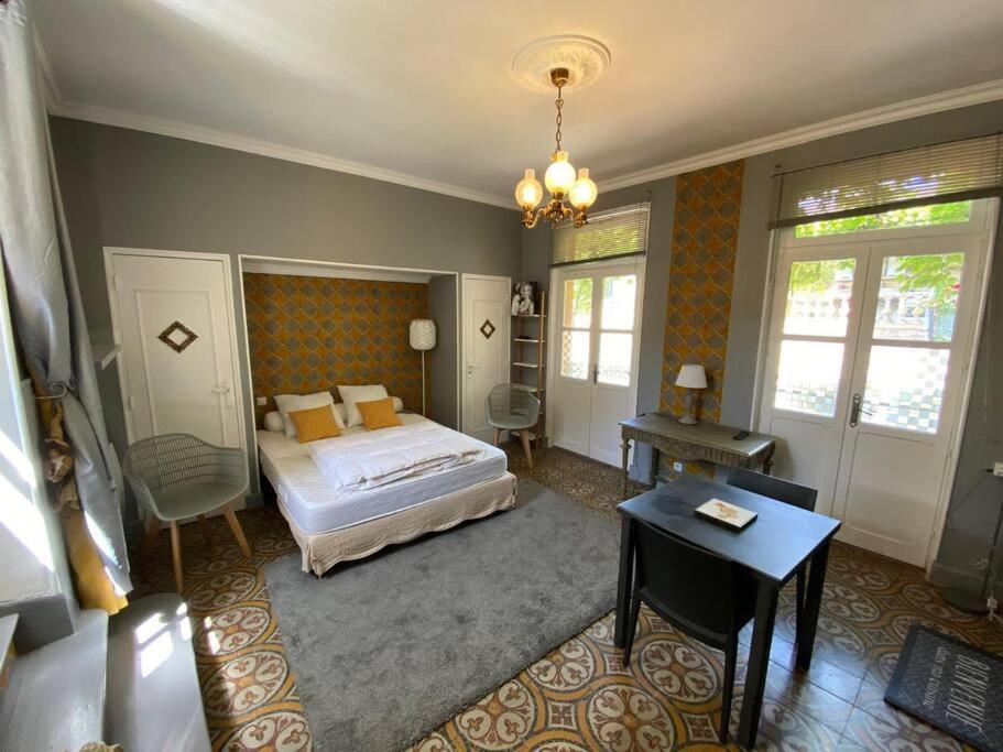 Cote Cite Appartements - Parking Prive - 100M Cite Medievale Carcassonne Bagian luar foto