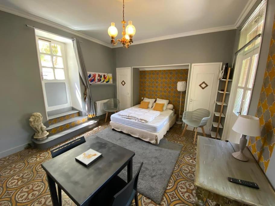 Cote Cite Appartements - Parking Prive - 100M Cite Medievale Carcassonne Bagian luar foto