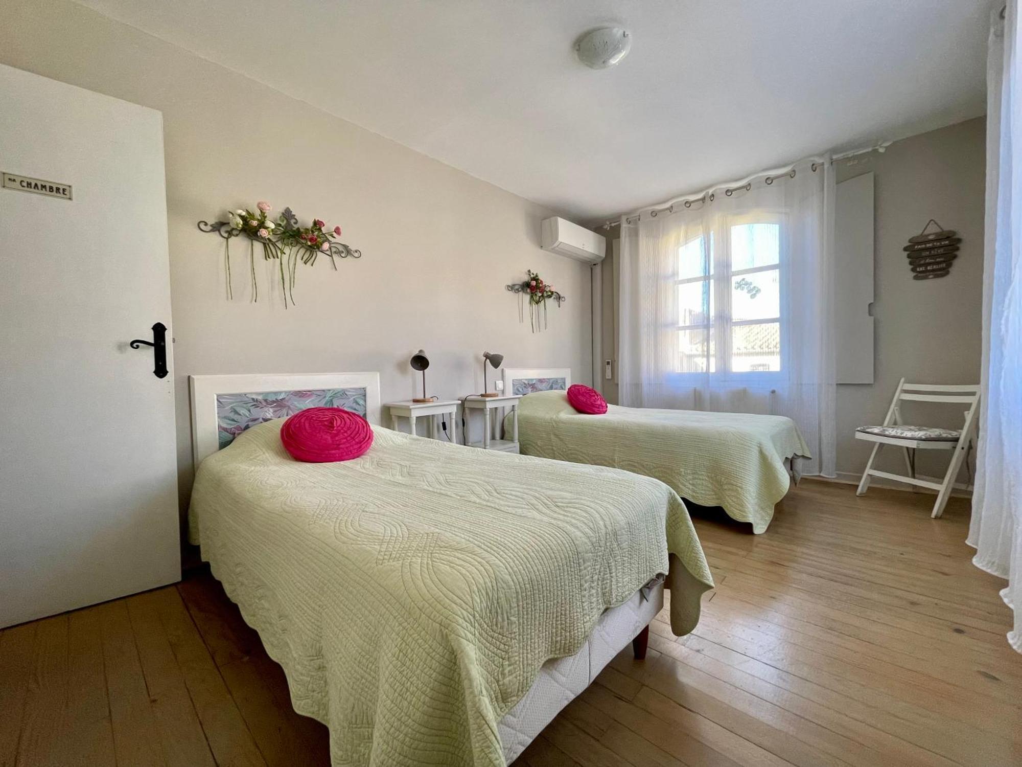 Cote Cite Appartements - Parking Prive - 100M Cite Medievale Carcassonne Bagian luar foto