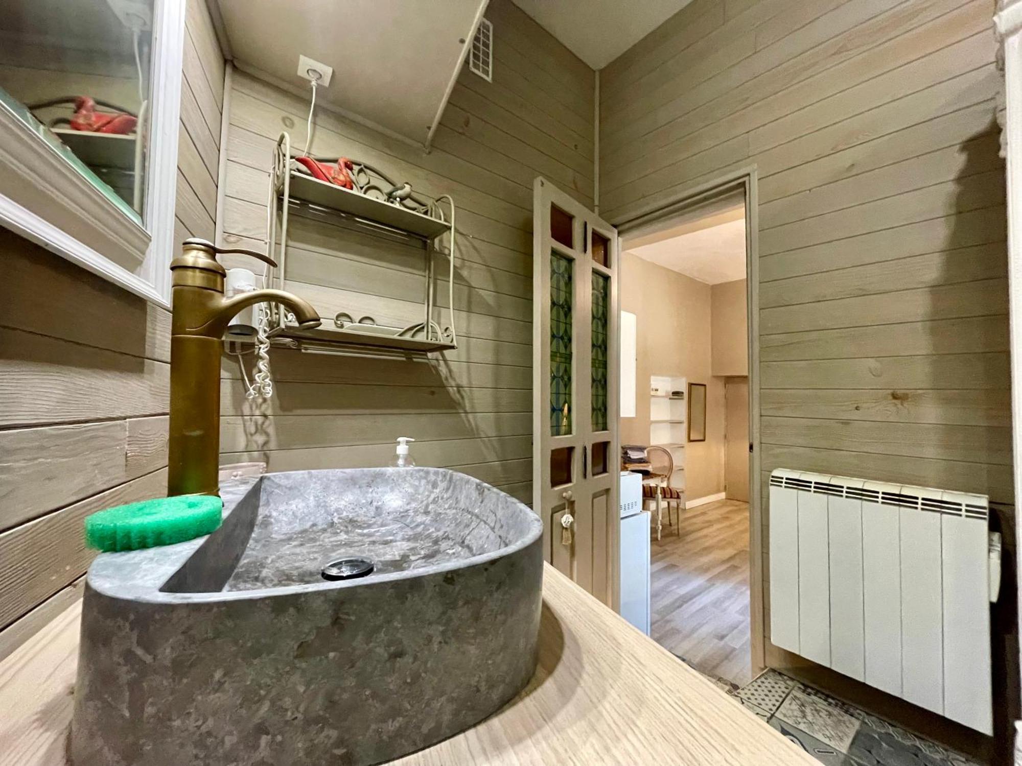 Cote Cite Appartements - Parking Prive - 100M Cite Medievale Carcassonne Bagian luar foto