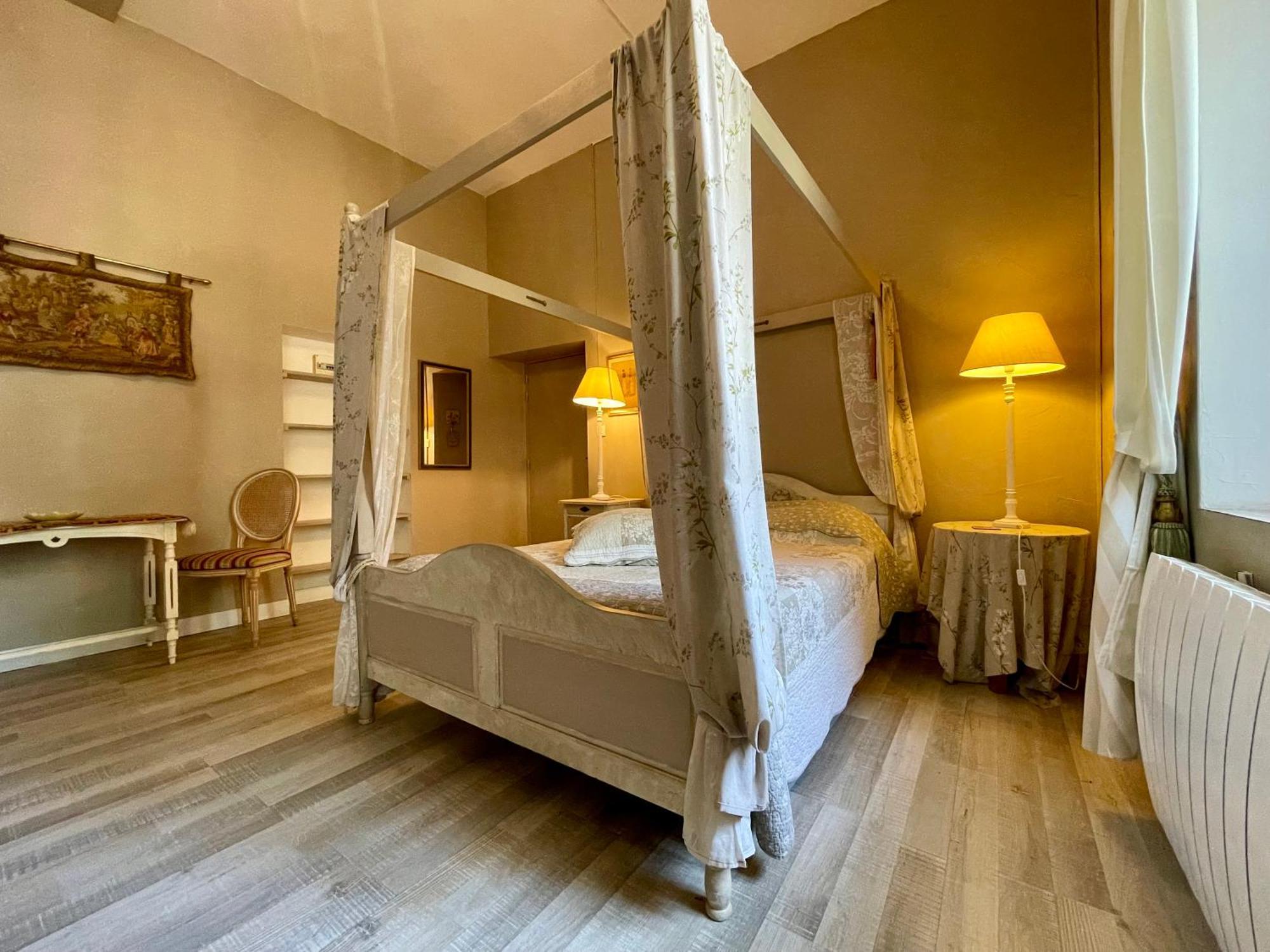 Cote Cite Appartements - Parking Prive - 100M Cite Medievale Carcassonne Bagian luar foto